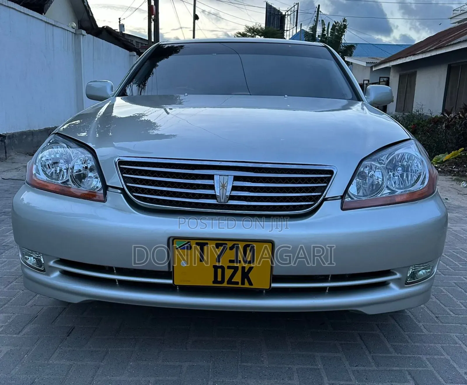 Toyota Mark II 2004 Silver