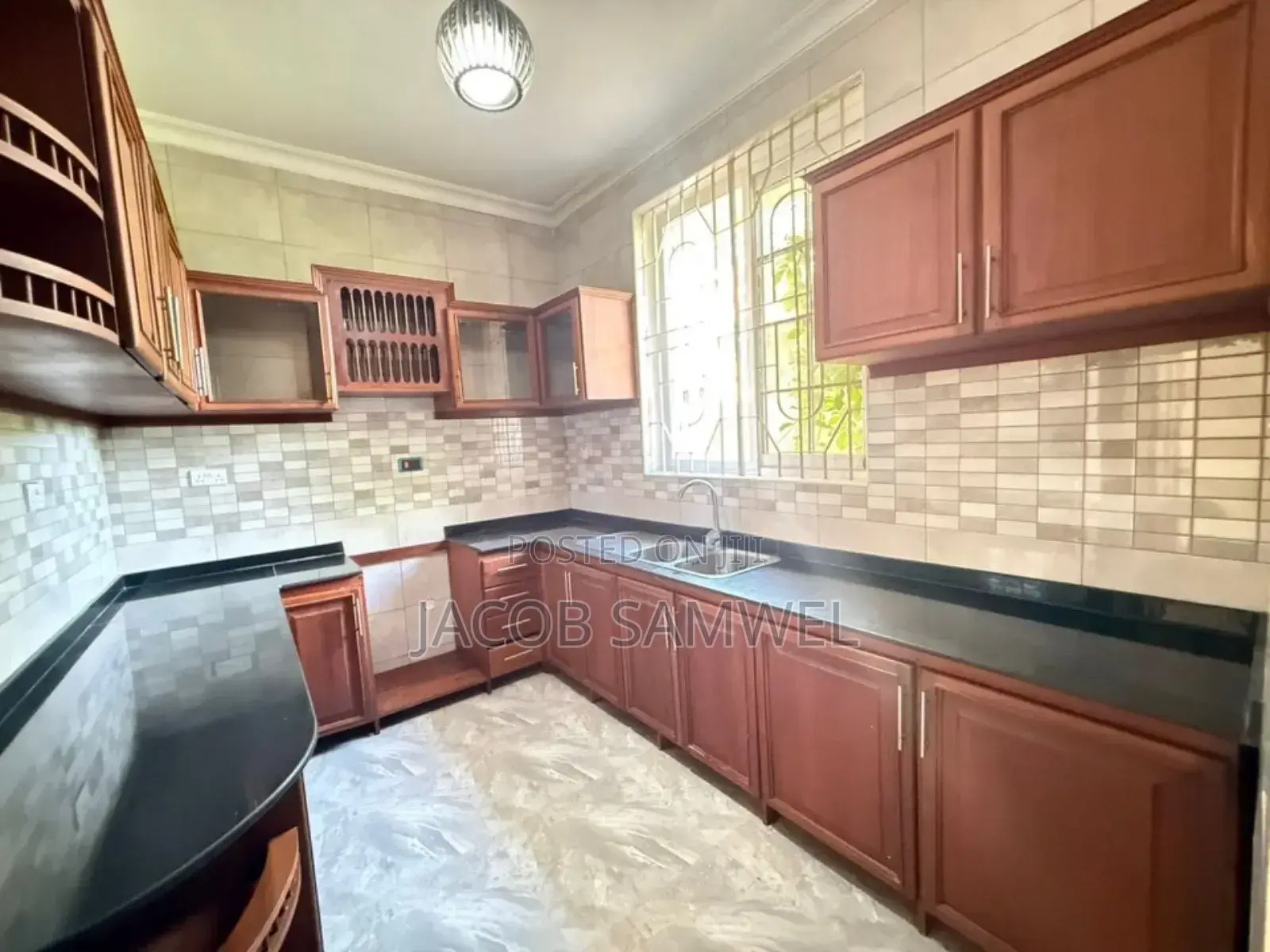 4bdrm House in Ununio Beach, Kinondoni for rent