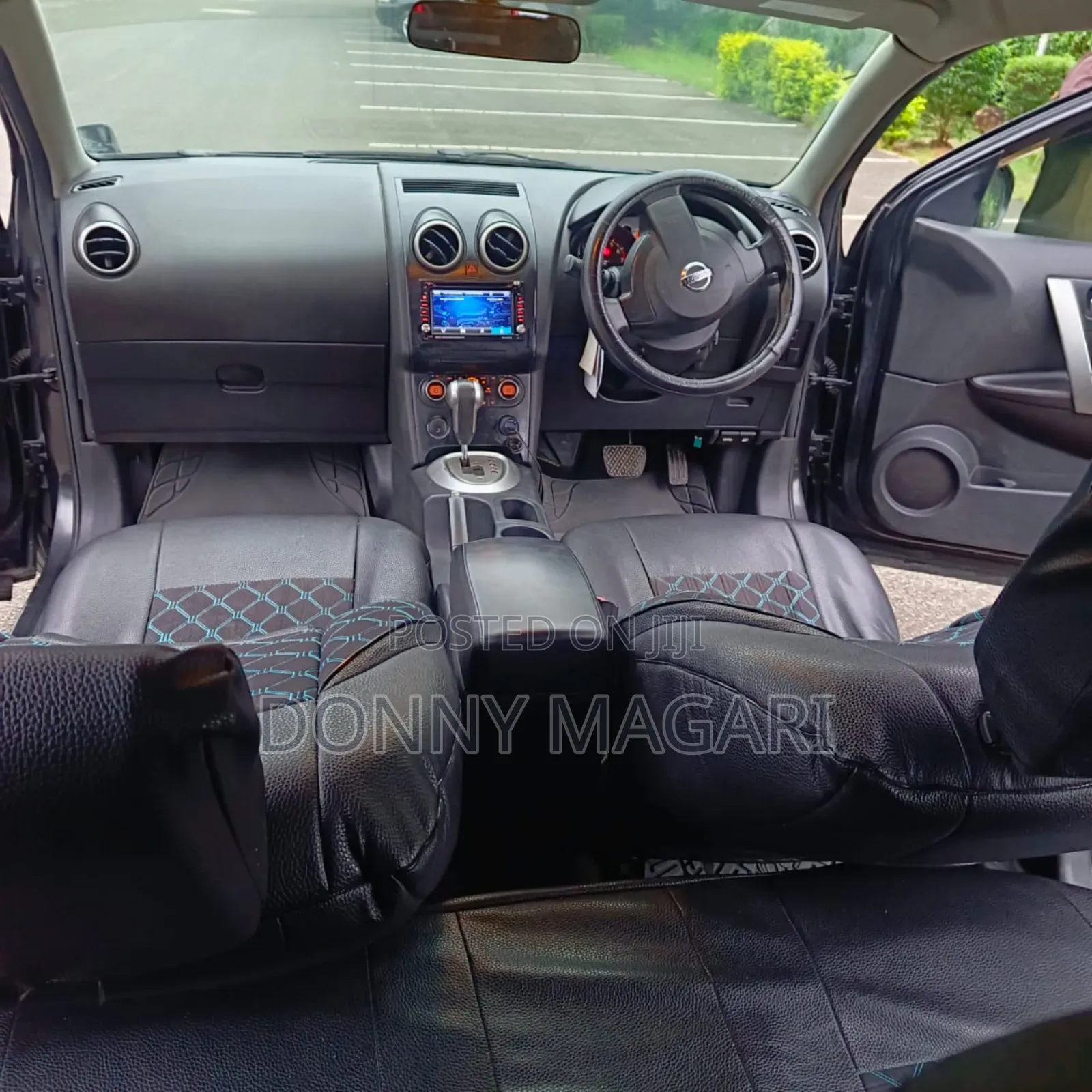 Nissan Dualis 2010 Black