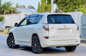 Toyota RAV4 2008 White