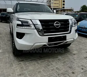 Nissan Patrol 2022 White