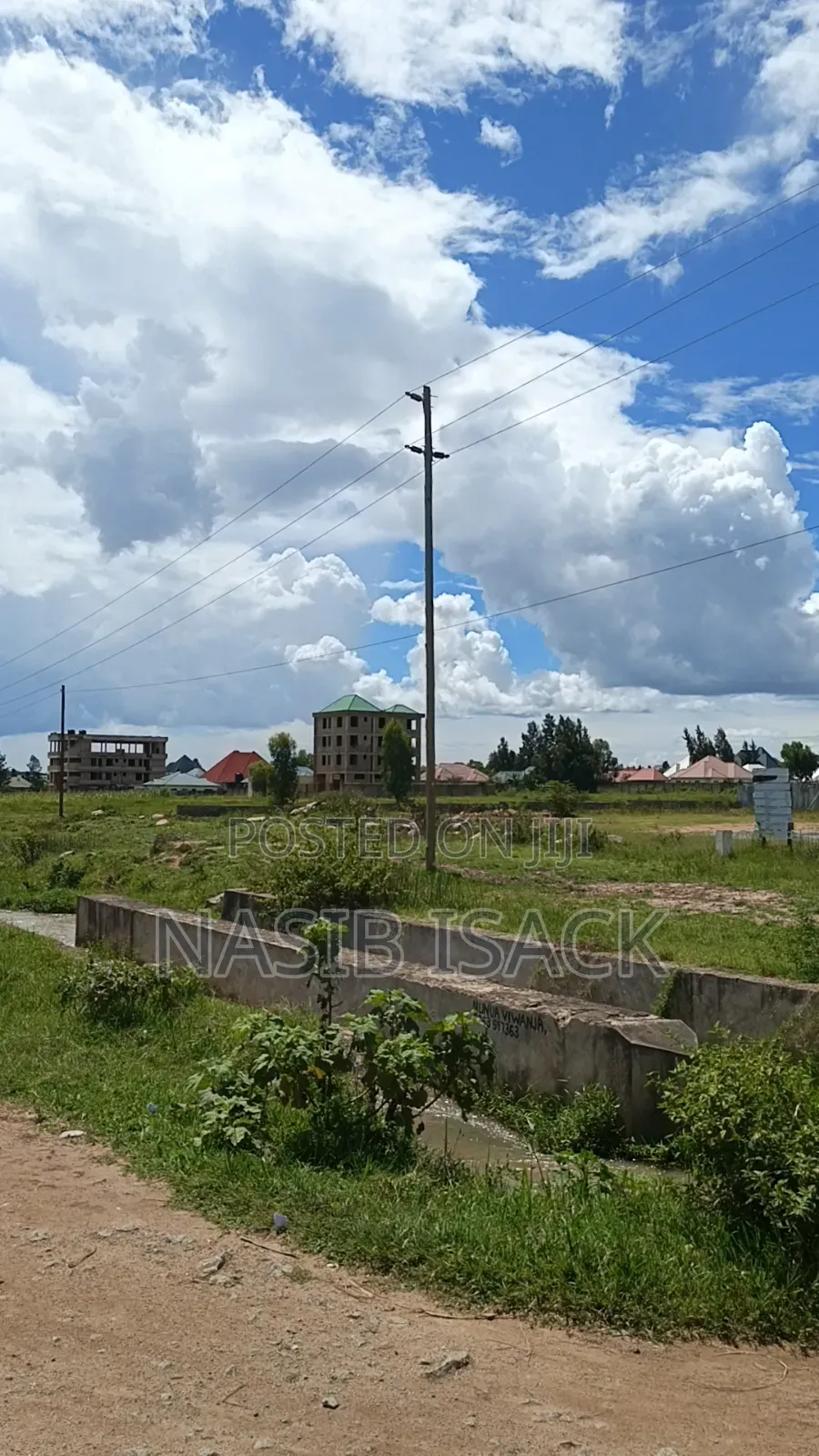Plot for Sale 2000