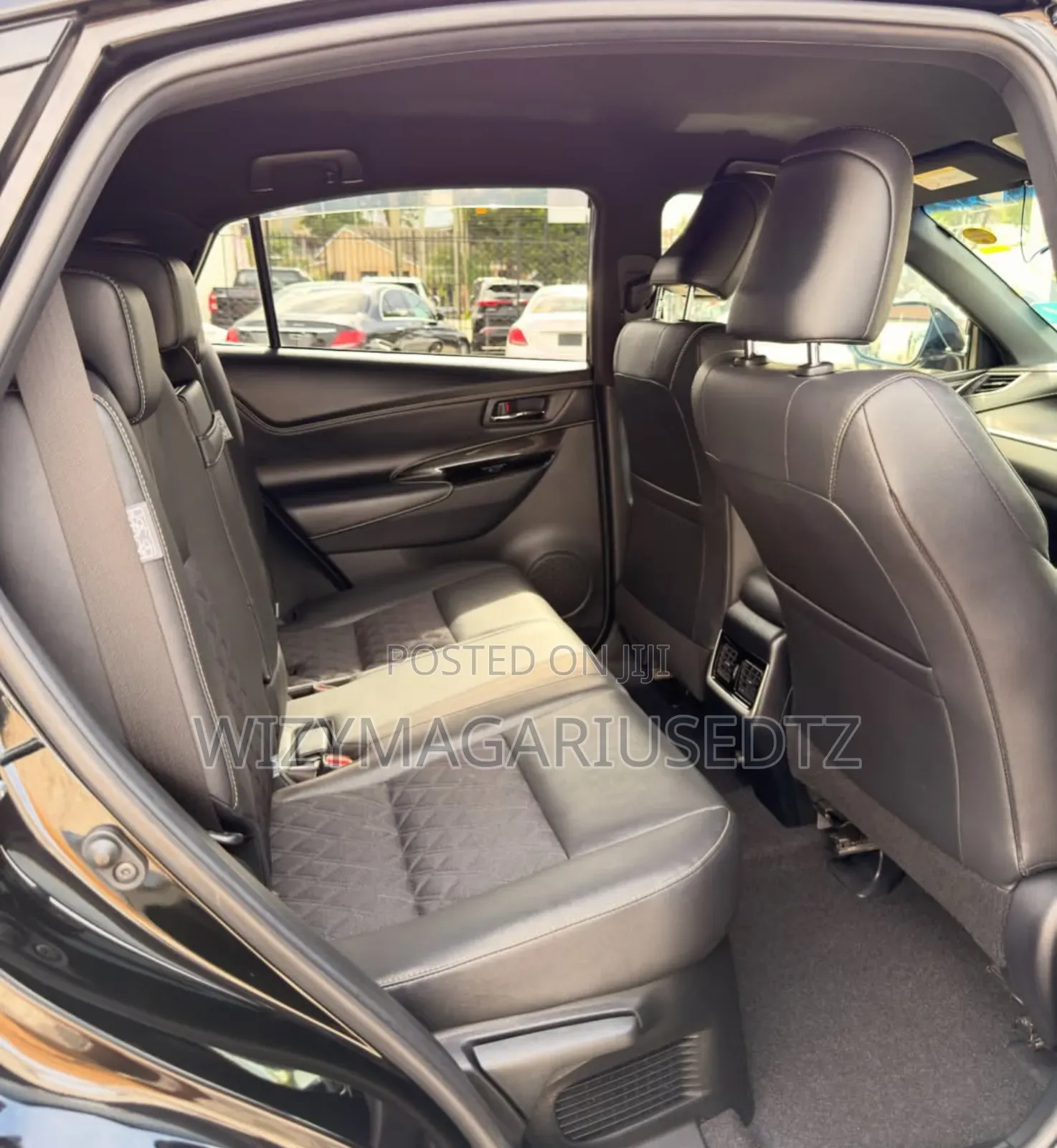 Toyota Harrier 2018 Burgundy