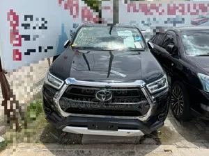 Toyota Hilux 2023 Black