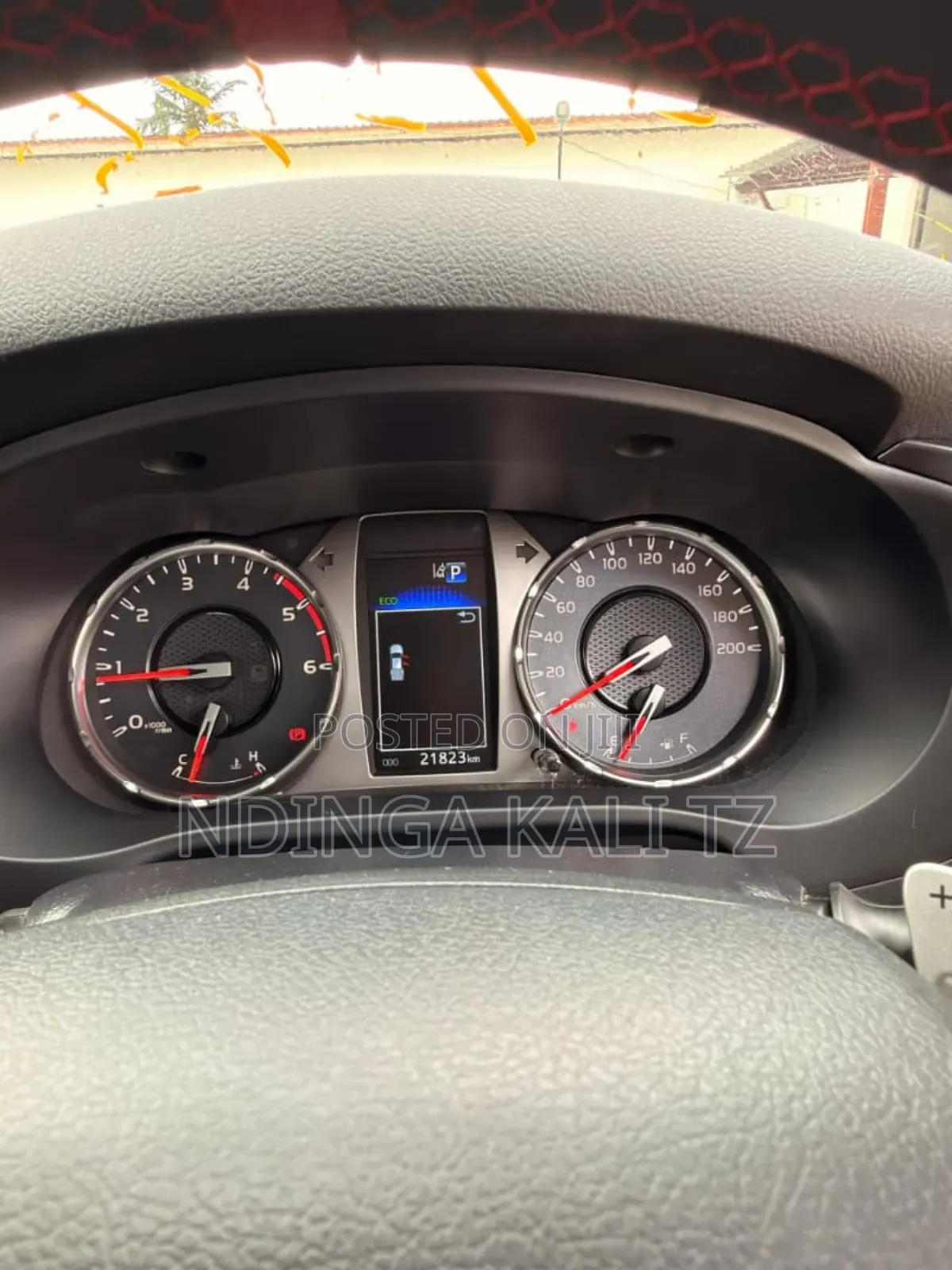 Toyota Hilux 2022 Black