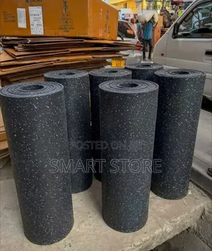 Heavy Duty Commercial Rubber Gym Flooring Roll (1m X 10m)
