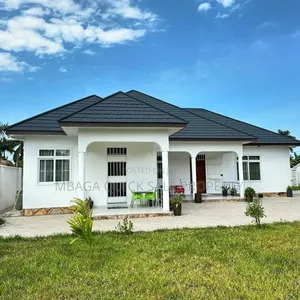 3bdrm House in Bahari Beach, Kunduchi for rent