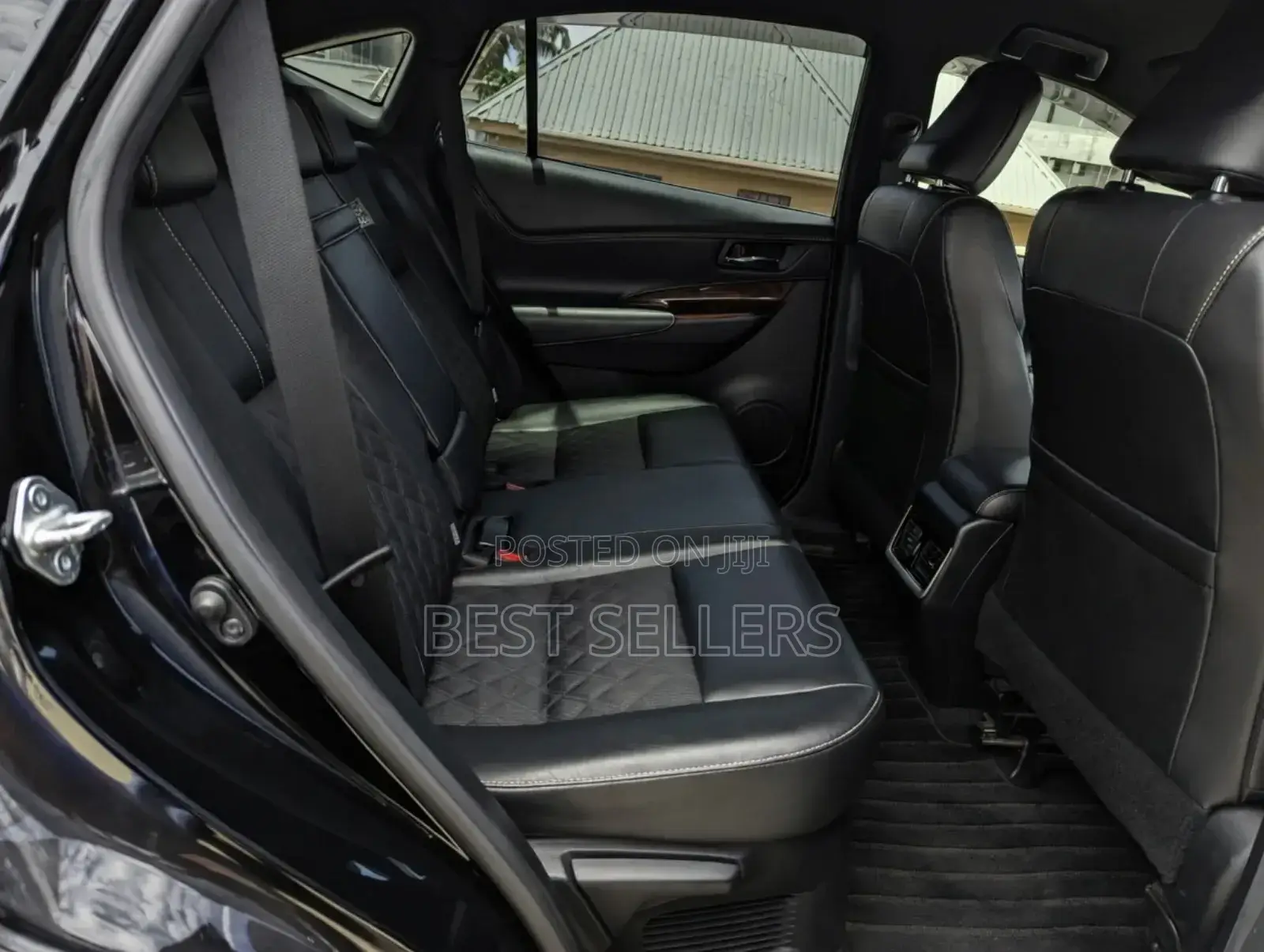 Toyota Harrier 2.0 4WD 2017 Black