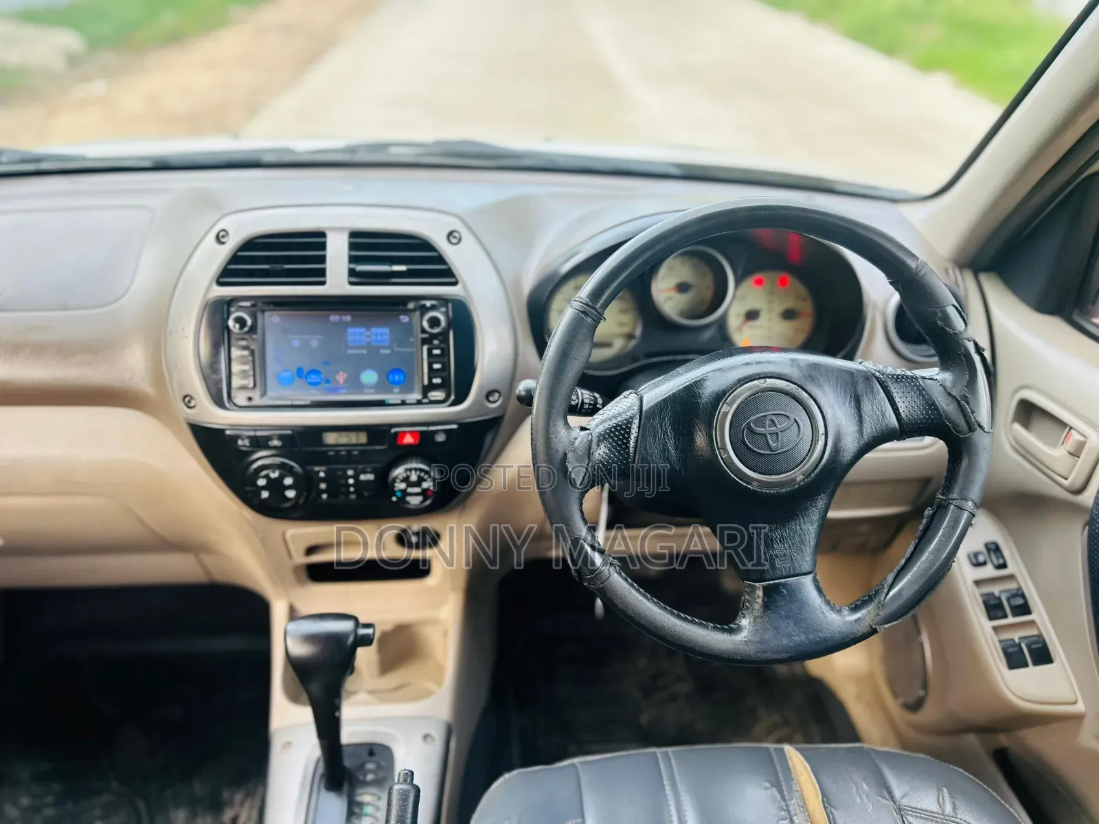 Toyota RAV4 Automatic 2003 Gold