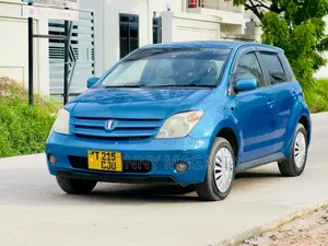 Toyota IST 2003 Blue