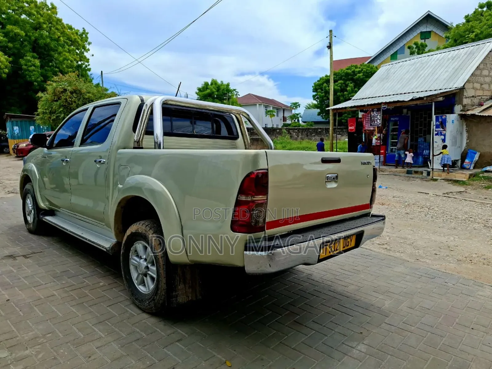 Toyota Hilux 2016 Gold