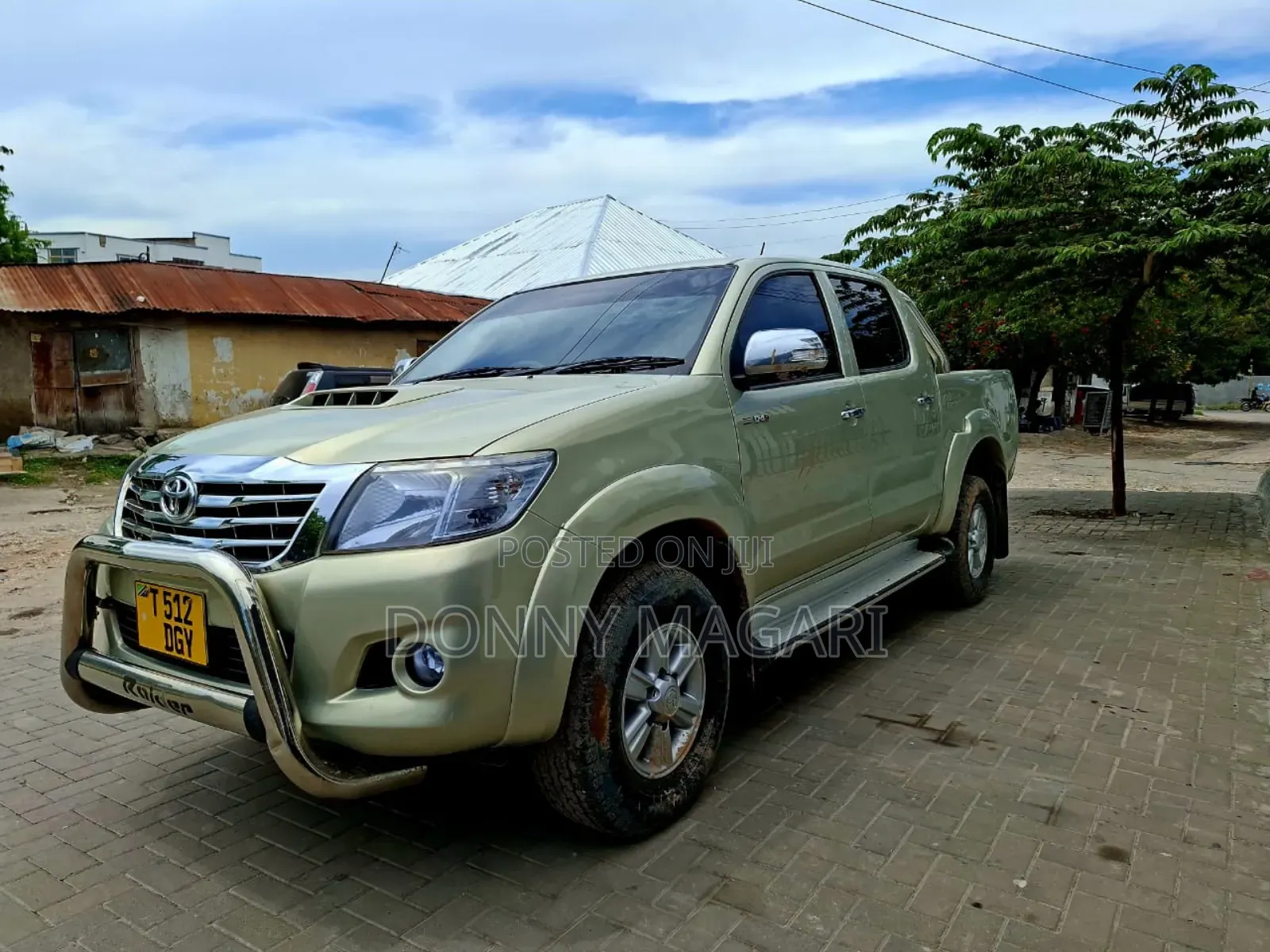 Toyota Hilux 2016 Gold