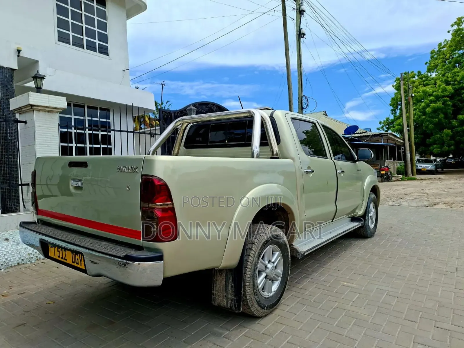 Toyota Hilux 2016 Gold