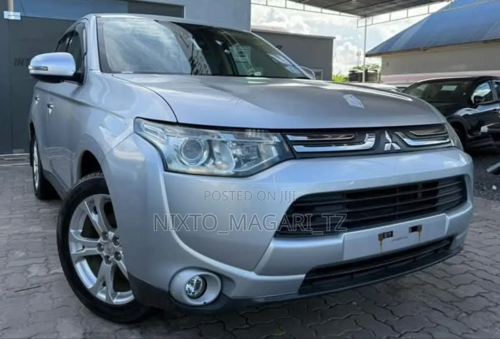 Mitsubishi Outlander 2013 Silver