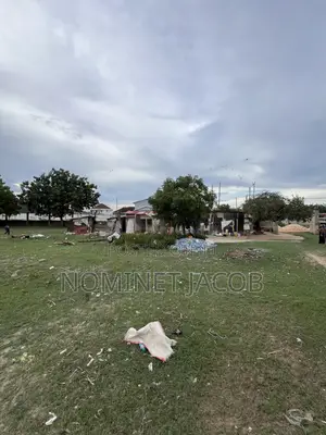 Plot for Sale Location Bahari Beach