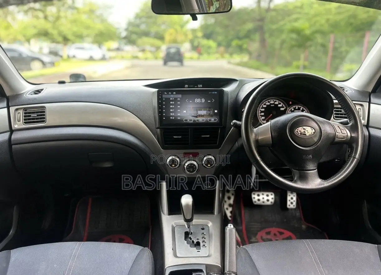 Subaru Forester 2010 Black