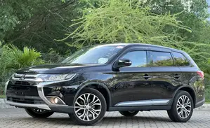 Mitsubishi Outlander 2015 Black