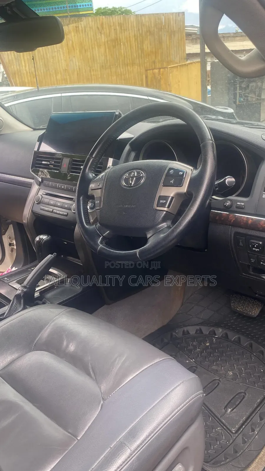 Toyota Land Cruiser 2017 Pearl