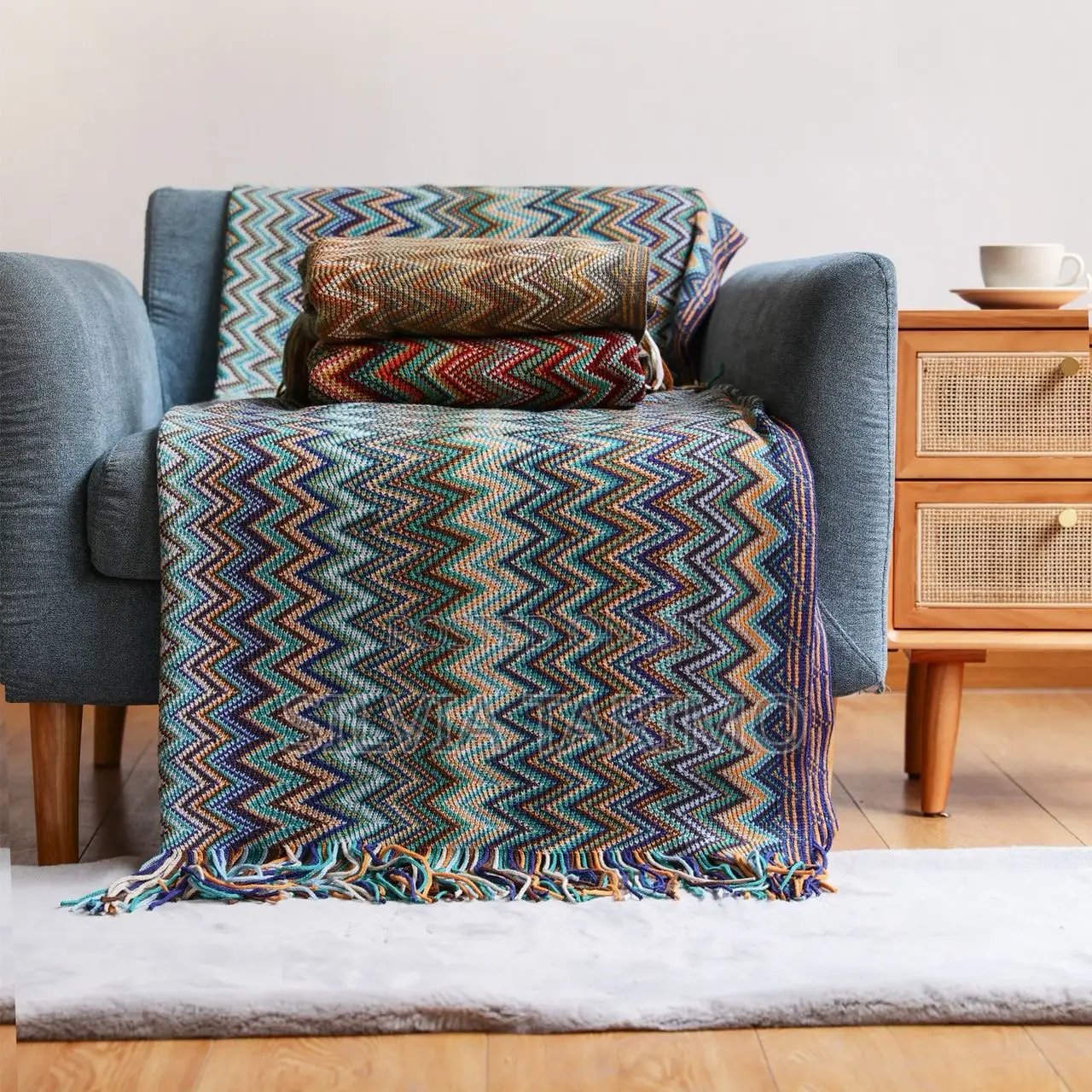 Luxury Sofa Throw Blanket With Matching Cushion – Modern Design