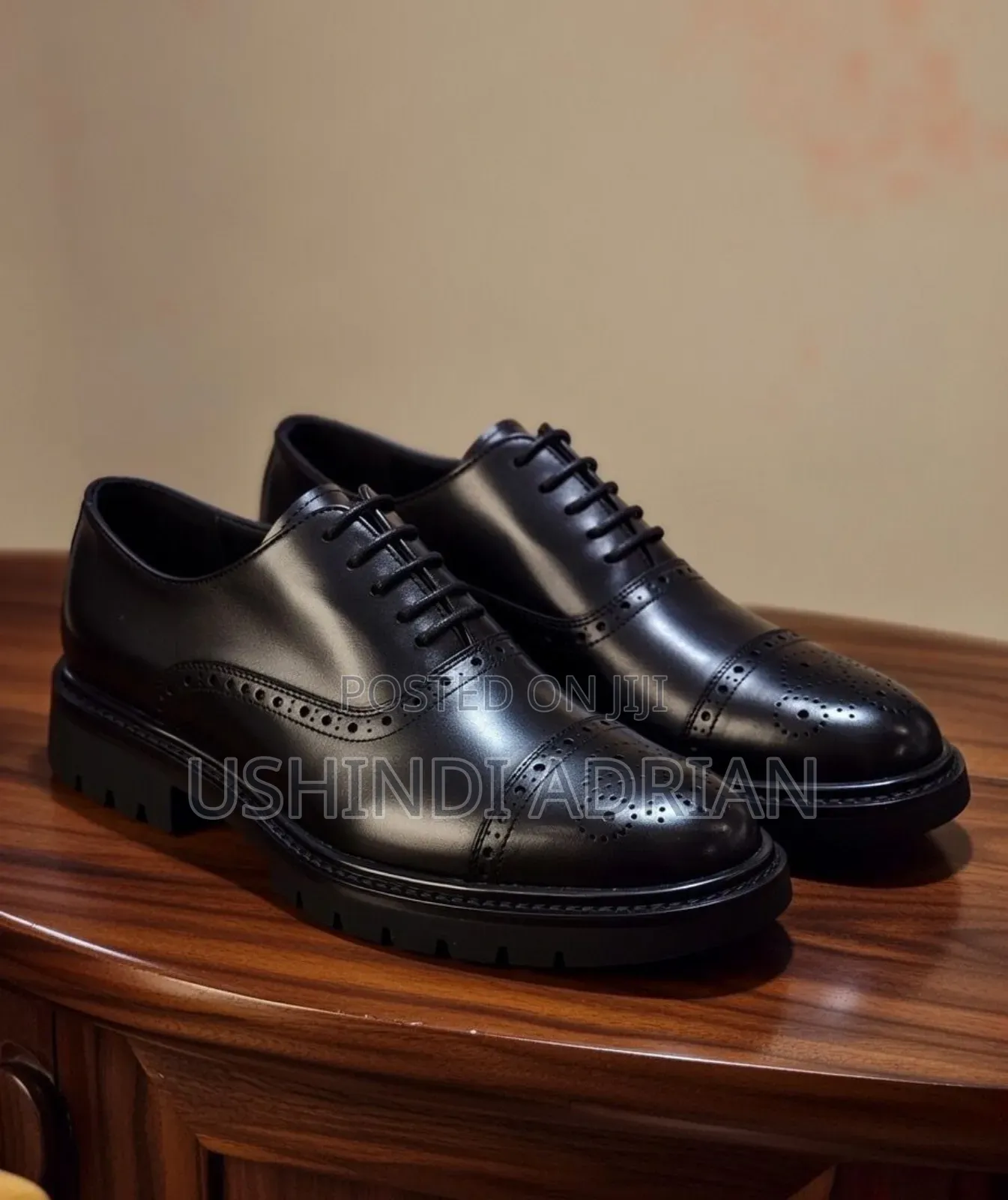 Viatu Vya Ngozi Halisi Kwa Wanaume Wa Kiwango