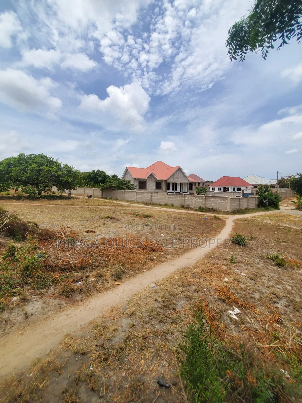 Plot for Sale Area SQM 2000 for Sale at Madale Msigani