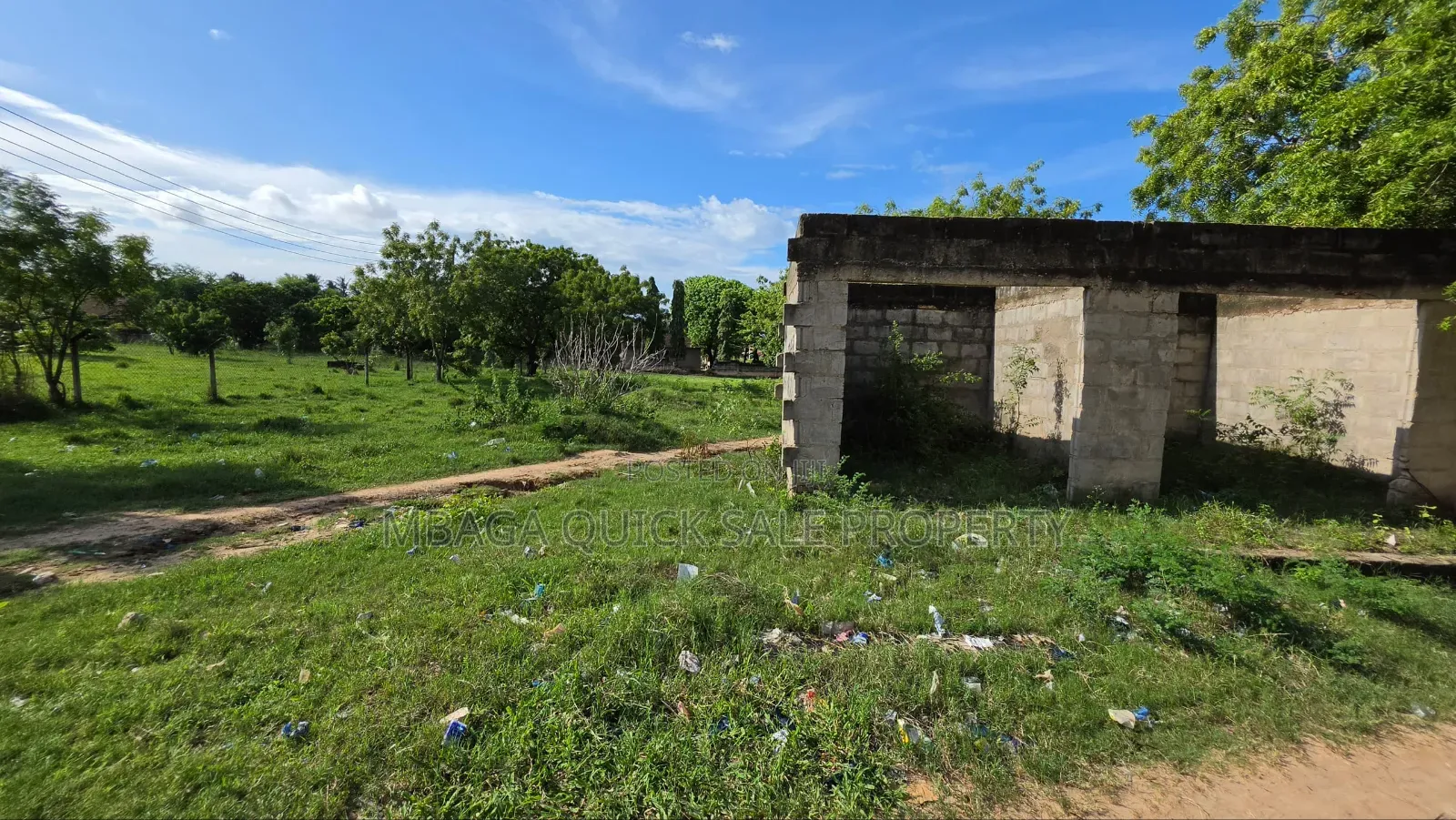 Plot Area SQM 1000 for Sale at Salasala