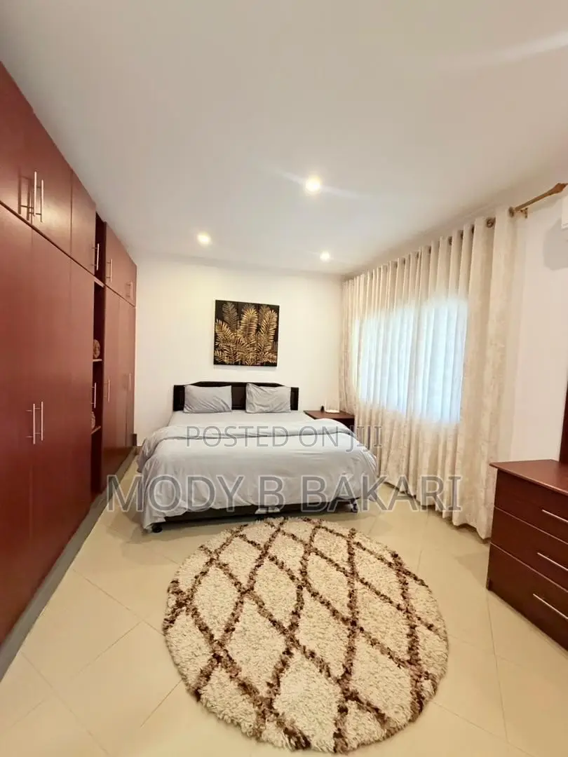 Furnished 4bdrm Villa in Oyster Bay for rent