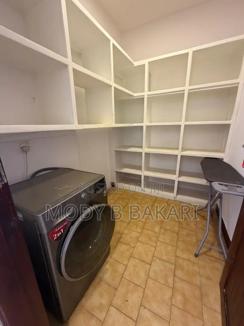 Furnished 4bdrm Villa in Oyster Bay for rent