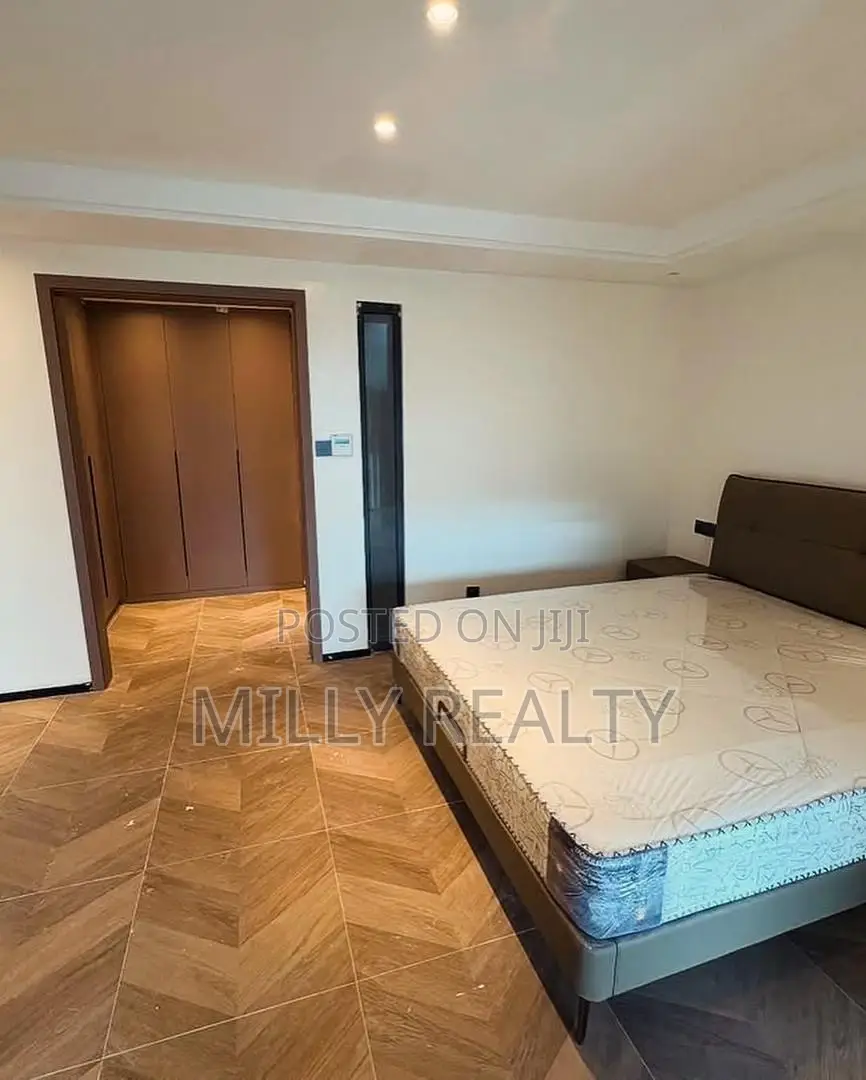 2bdrm Apartment in Oysterbay New One for sale