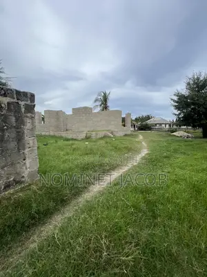 Plot for Sale CQMT