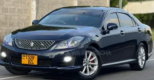 Toyota Crown 2008