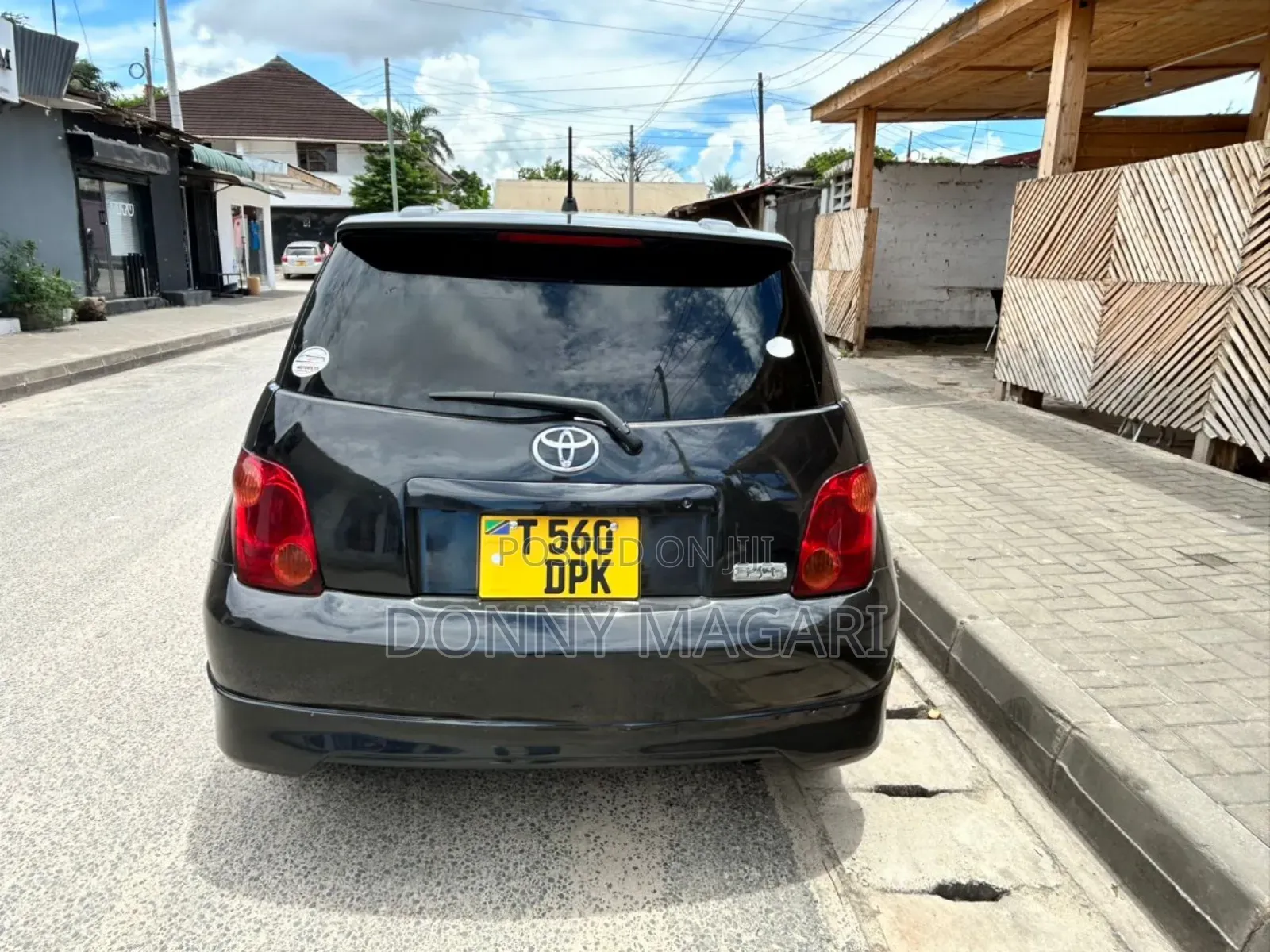 Toyota IST 2004 Black