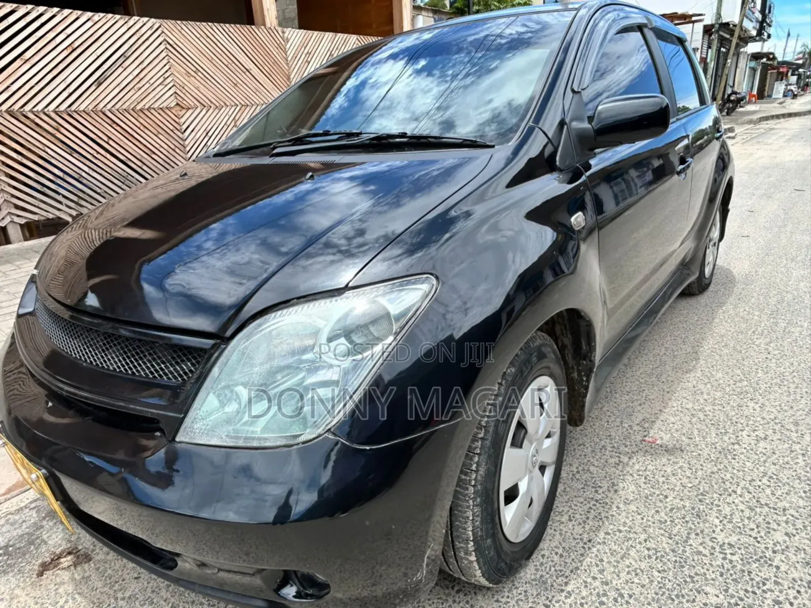 Toyota IST 2004 Black
