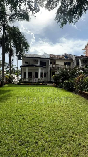 Furnished 4bdrm Villa in Masaki for rent