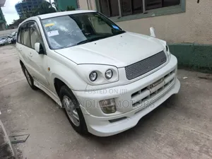 Toyota RAV4 2001 White