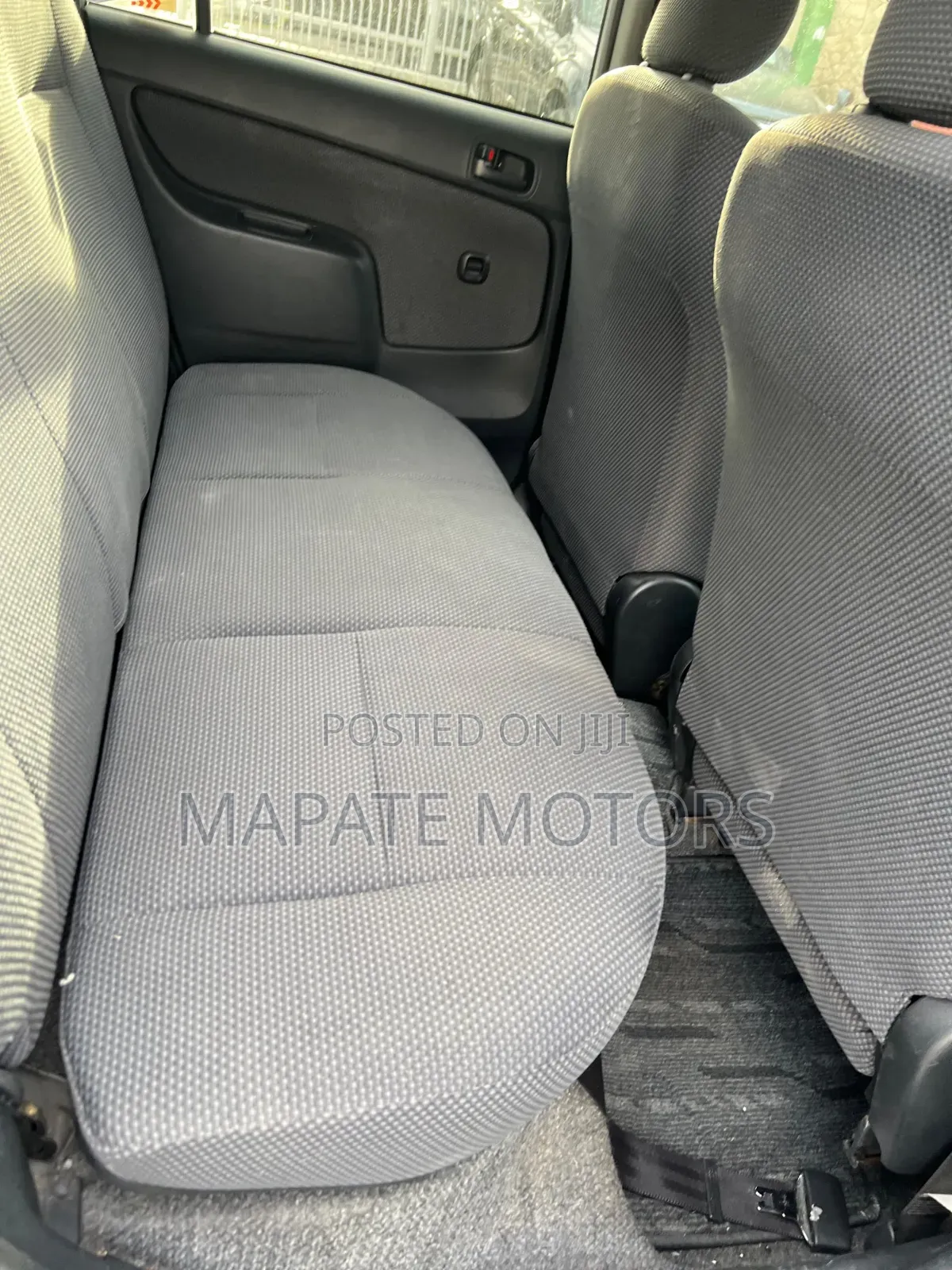 Toyota Succeed 2004 Silver