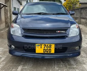 Toyota IST 2005 Blue