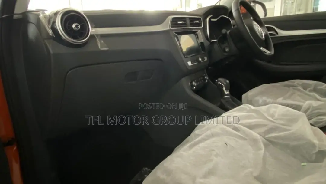 New MG ZS 2025 Orange