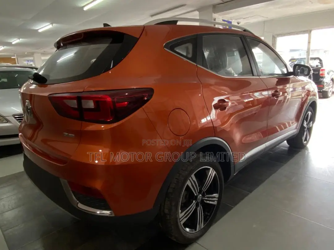 New MG ZS 2025 Orange