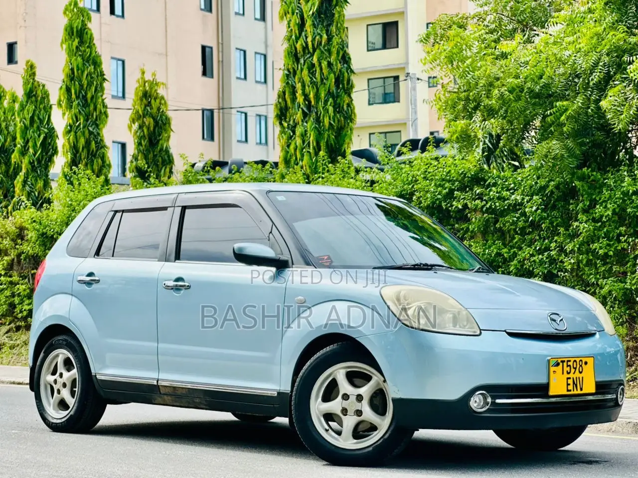 Mazda Verisa 2010 Blue