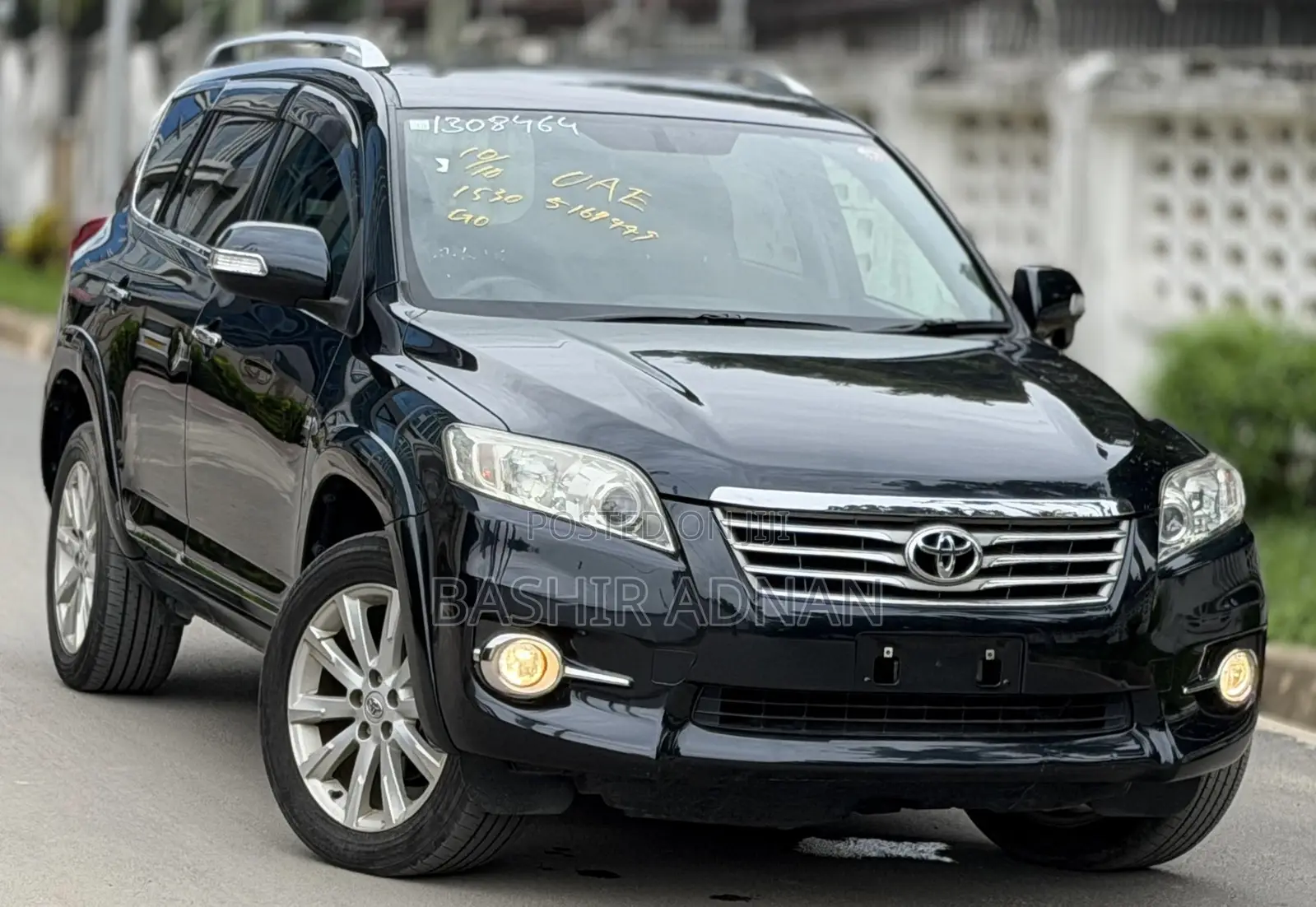 Toyota Vanguard 2011 Blue