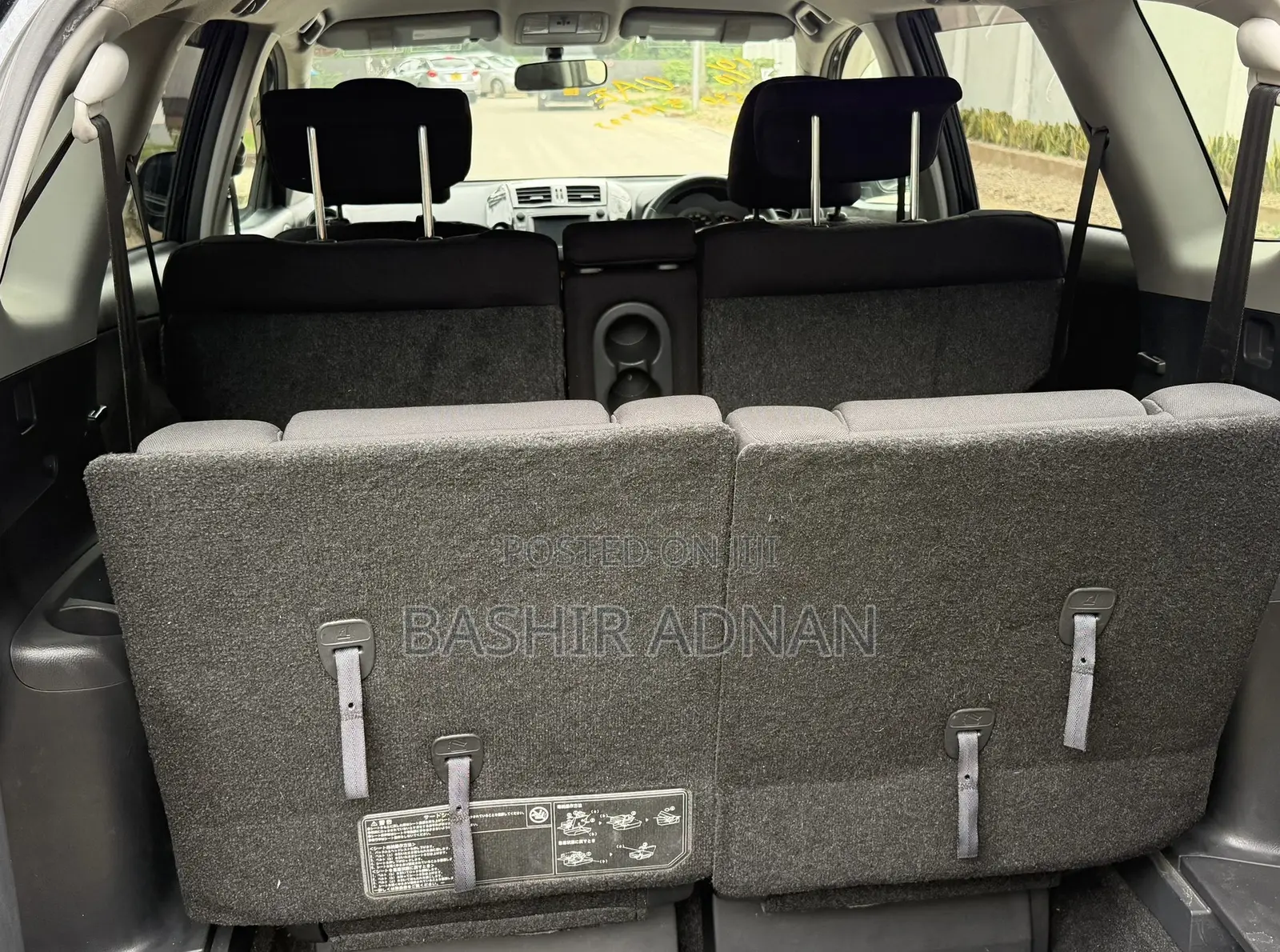Toyota Vanguard 2011 Blue