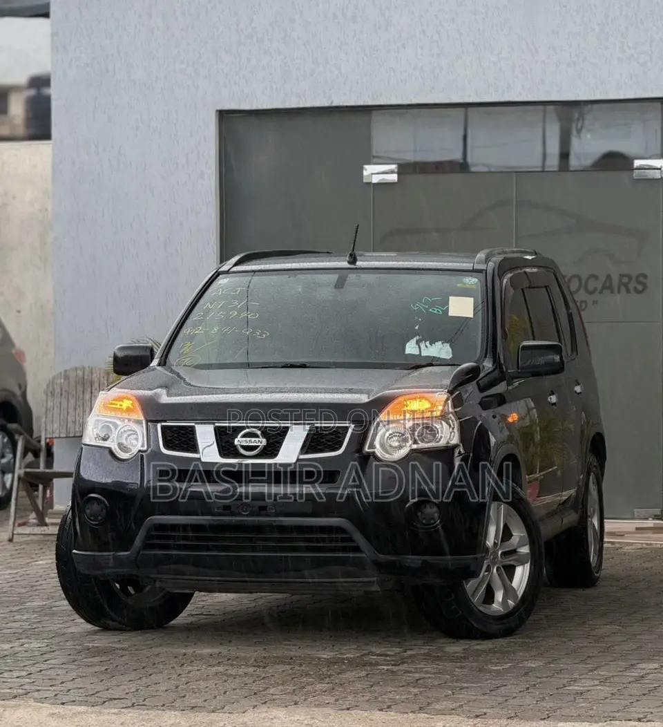 Nissan X-Trail 2.0 Petrol XE 2012 Matt Black