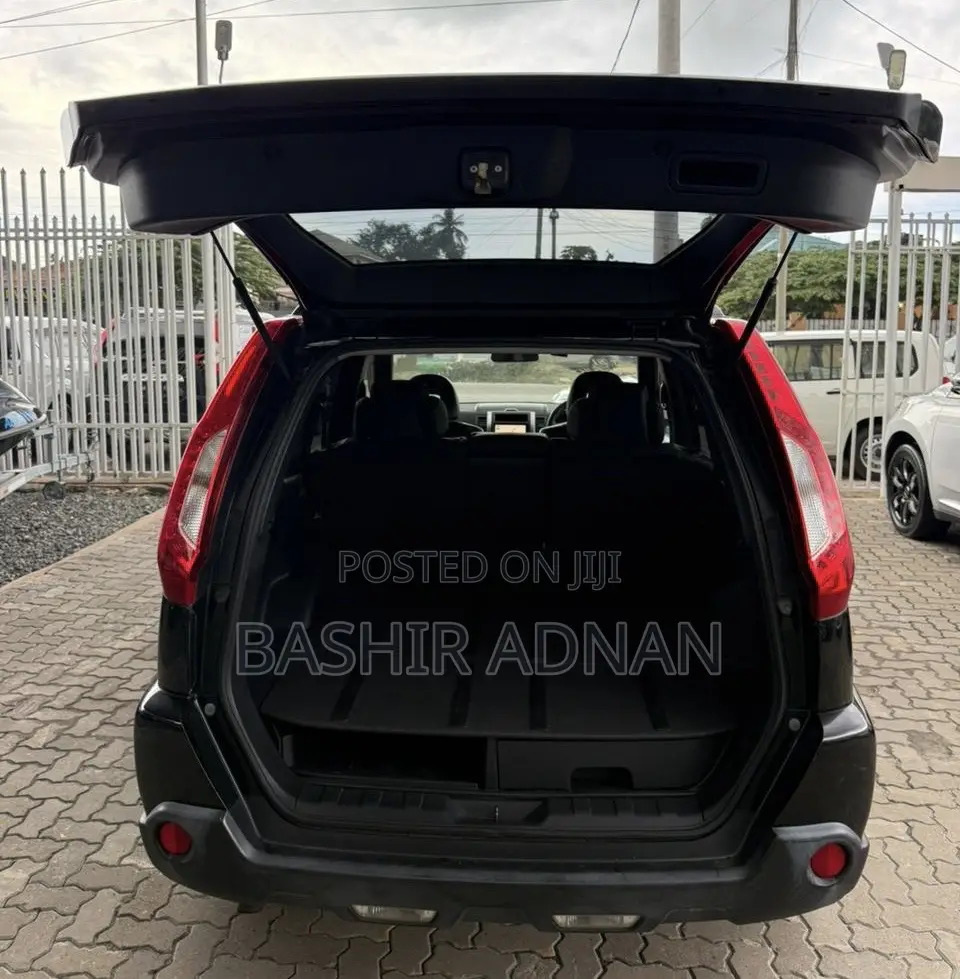 Nissan X-Trail 2.0 Petrol XE 2012 Matt Black