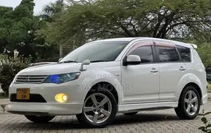 Mitsubishi Outlander 2008 White