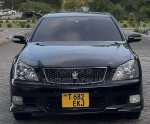 Toyota Crown 2006 Matt Black