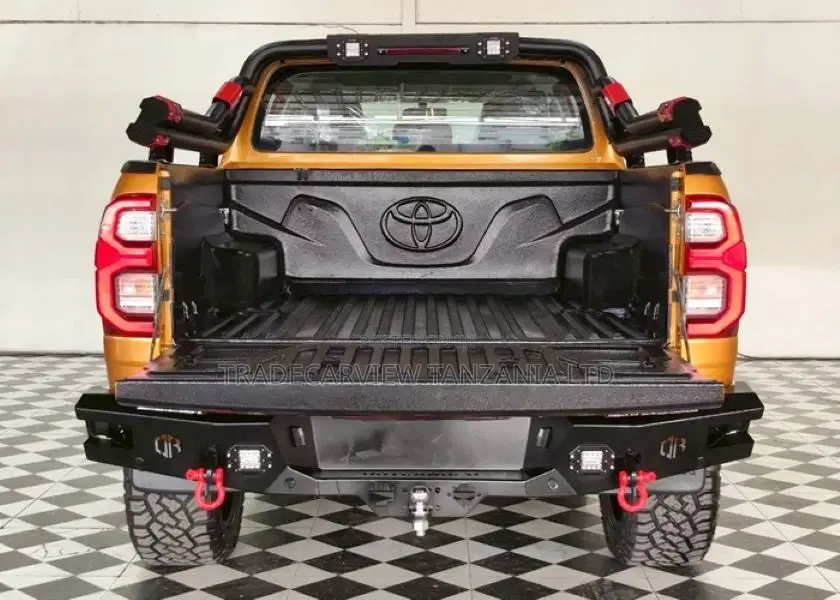 Toyota Hilux 2.8 Diesel 2020 Orange