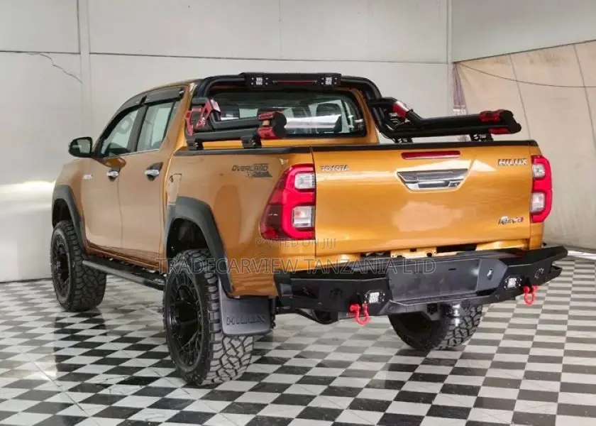 Toyota Hilux 2.8 Diesel 2020 Orange