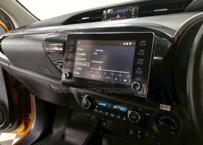 Toyota Hilux 2.8 Diesel 2020 Orange