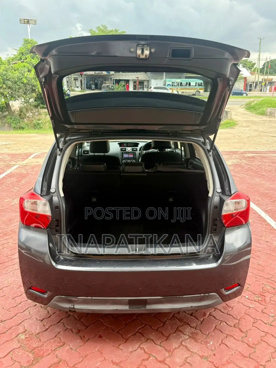 Subaru Impreza 2.0i Sedan 2012 Gray